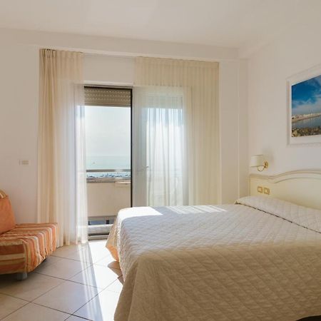 Hotel Acapulco Milano Marittima Exterior photo